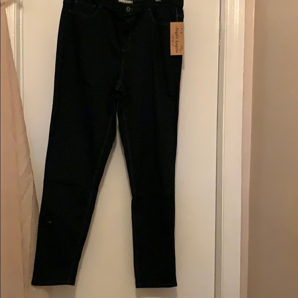 18WT Jeans